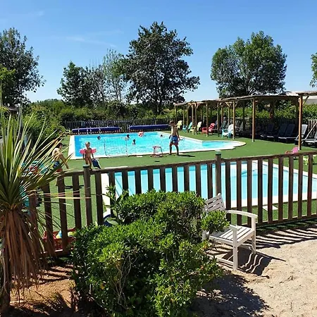 Camping Le Clos Lalande *